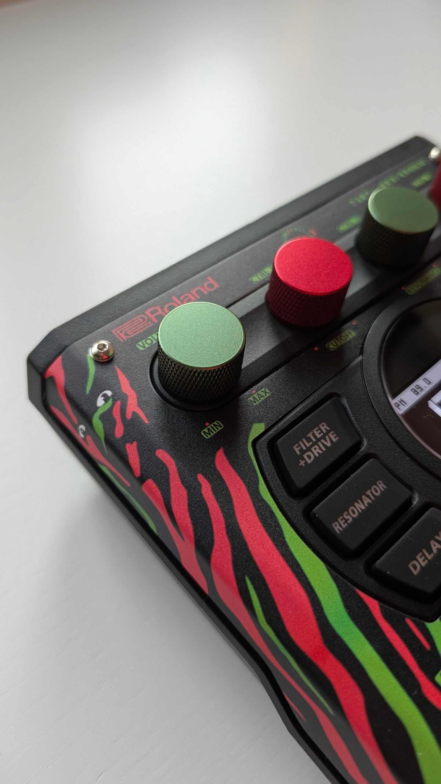 SP-404 MK2 SKIN "THE LOW END THEORY"