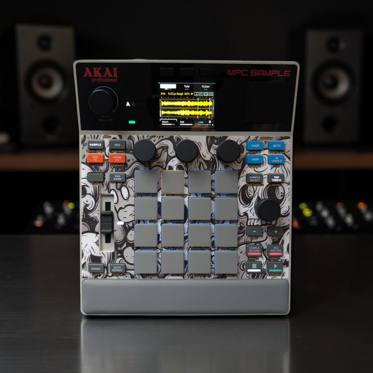 NEW DROP🔥NEW🔥MPC SAMPLE SKIN "SKULLS"
