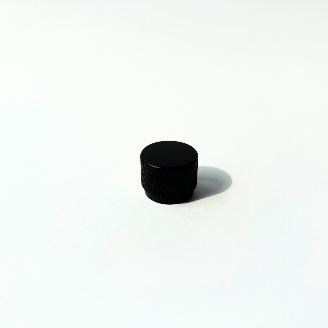 SMALL KNOB BLACK