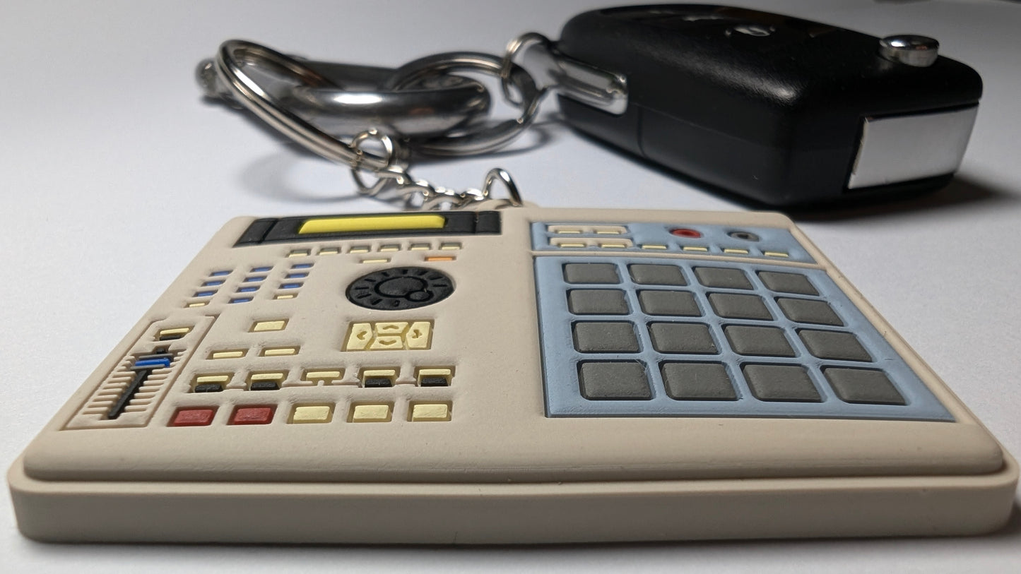 "MPC 2000 XL" KEYCHAIN WITH SUPER NICE DETAILS