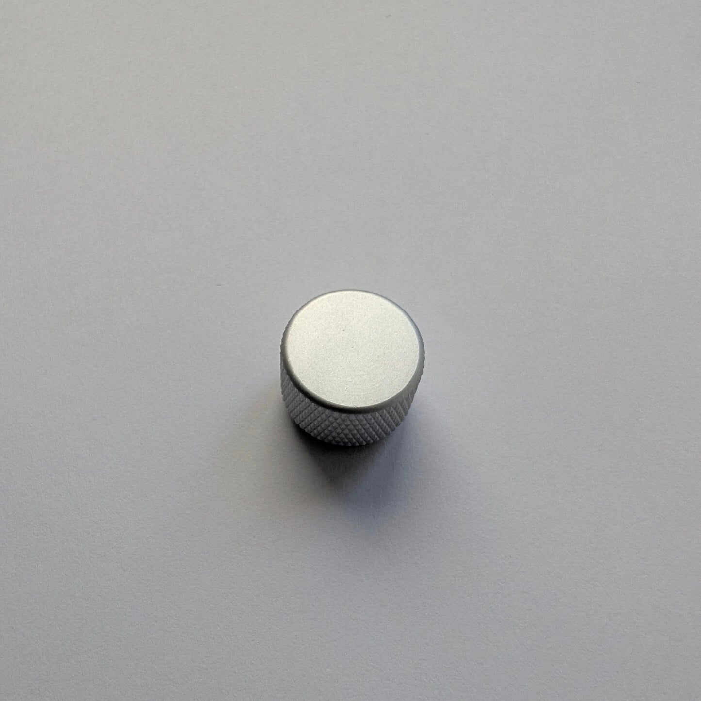 SMALL KNOB SILVER