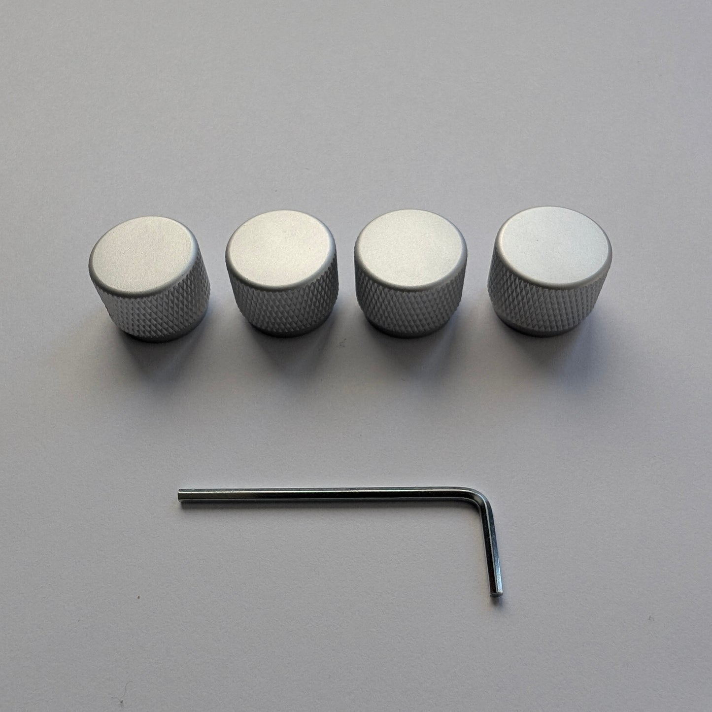 SMALL KNOB SILVER X 4 PCS SET