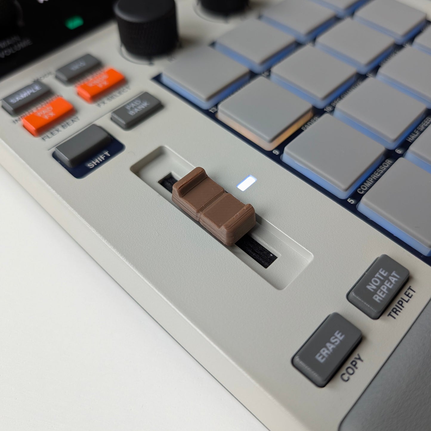 🔥NEW DROP🔥MPC SAMPLE FADER CAP 🍫 CHOCOLATE