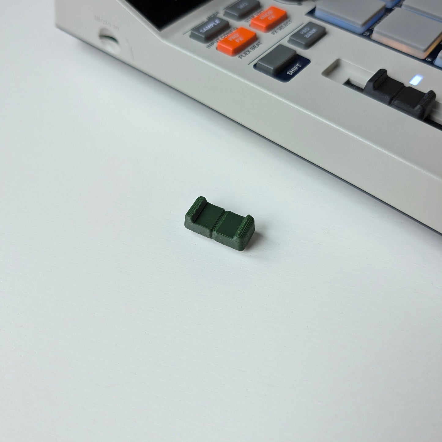 🔥NEW DROP🔥MPC SAMPLE FADER CAP 🪖CIEMNY ZIELONY