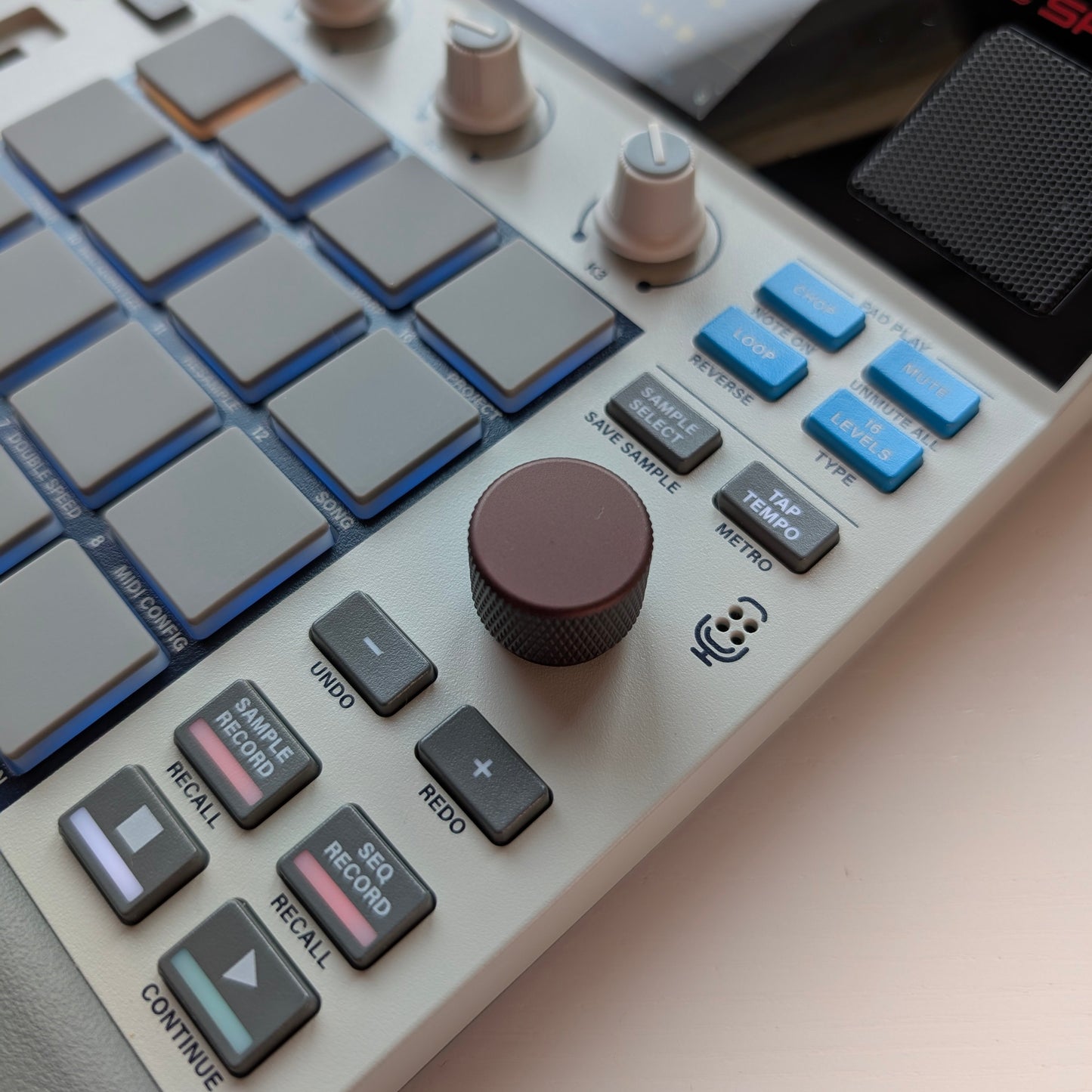 🔥NEW DROP🔥MPC SAMPLE SMALL MAIN KNOB 🍫 CHOCOLATE