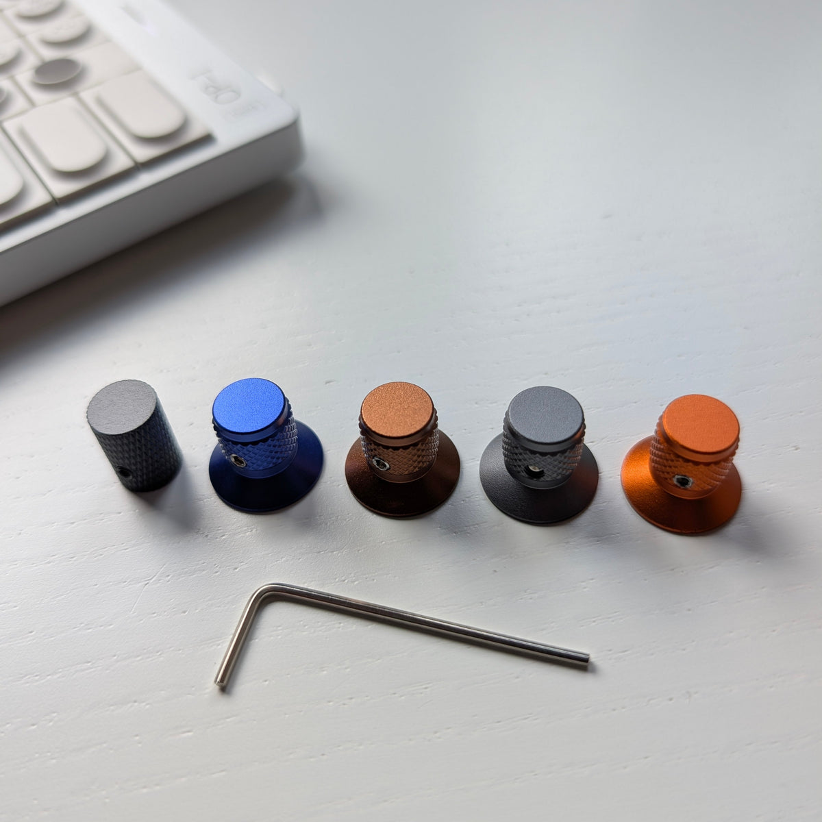 COMING SOON! OP-1 FIELD ZESTAW METALOWYCH POKRĘTEŁ 
