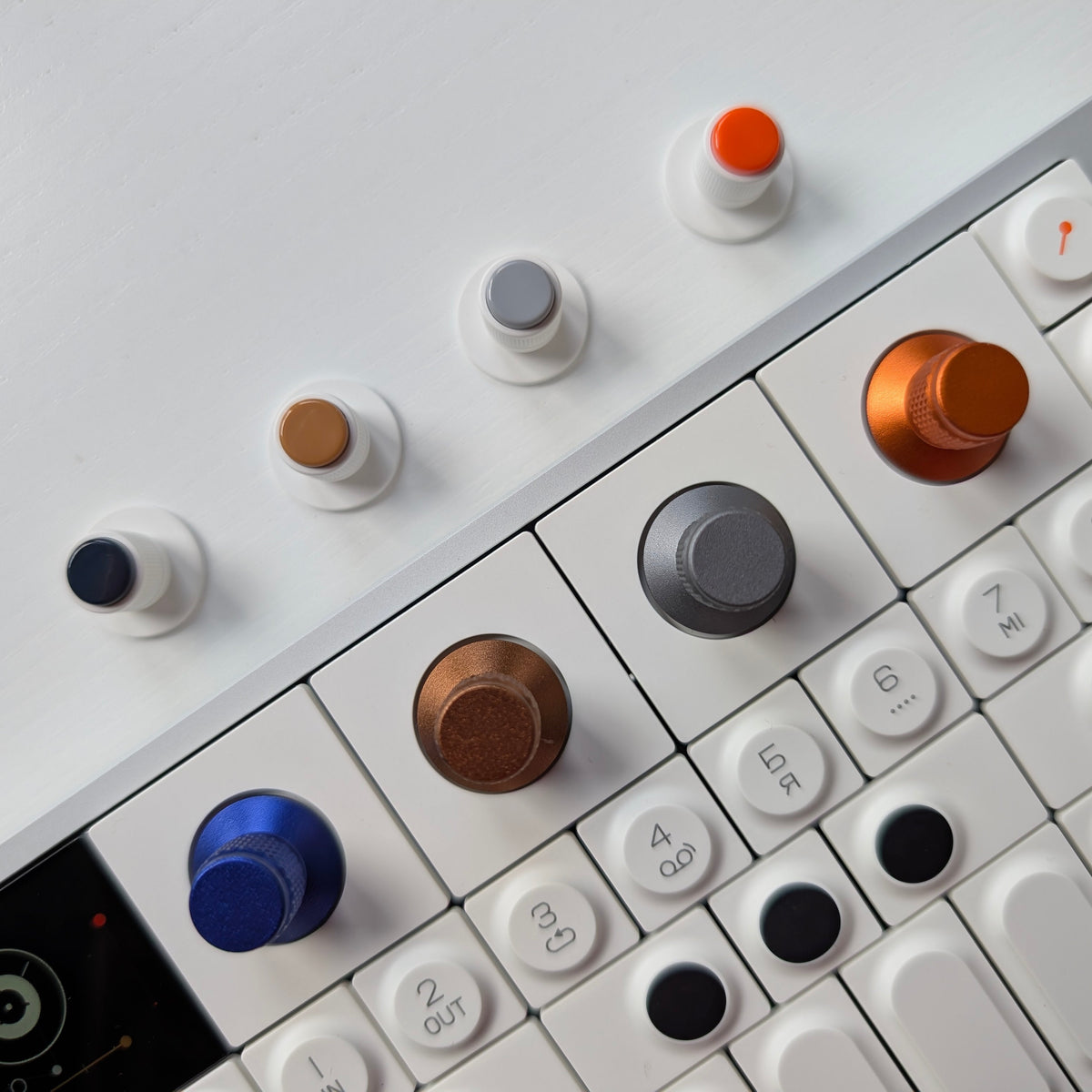 COMING SOON! OP-1 FIELD ZESTAW METALOWYCH POKRĘTEŁ 